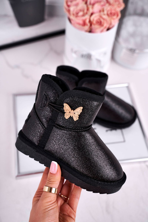 Izolované detské topánky Snehové topánky s čiernou kozmickou motýľ