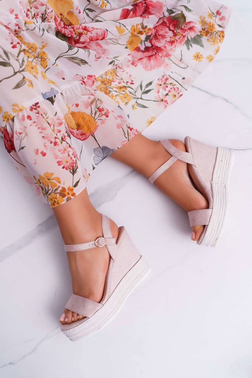 Dámské Sandály Na Klínku Béžové Liviana