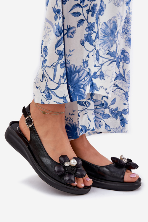 Dámske Sandále S Dekoratívnym Kvetom Čierne Divonne