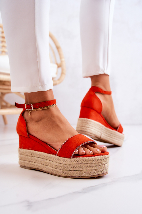 Dámské sandály na klínku s kubickými zirkony oranžove Linette