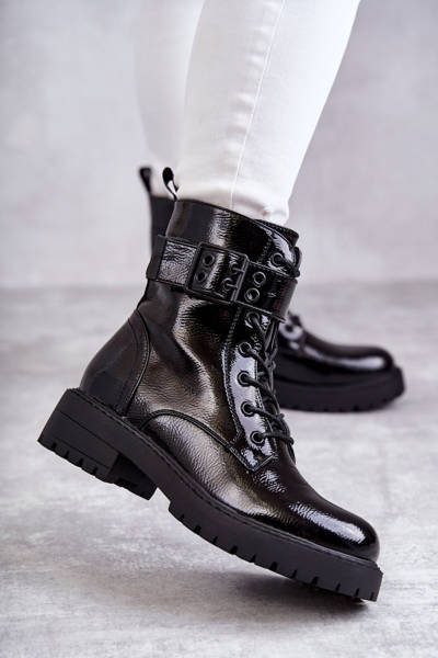 Dámské šněrovací Lakovane boty na plochém podpatku černé Firmina