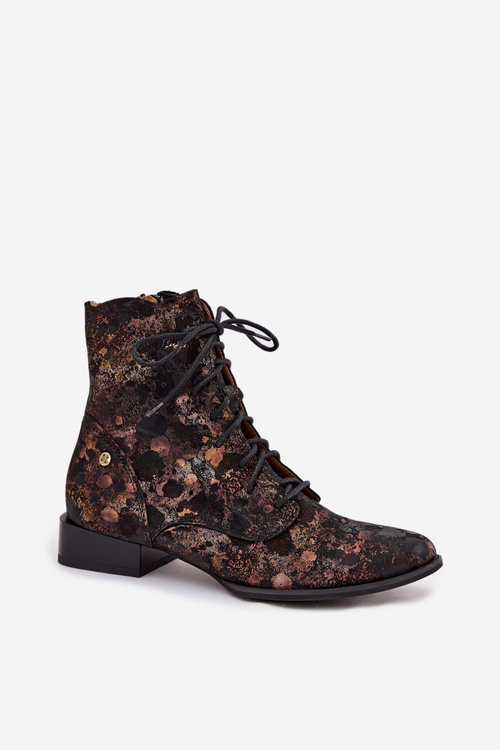 Semišové Vzorované Členkové Topánky Na Ploché Podrážke Maciejka 06391-02 Čierno-Zlaté