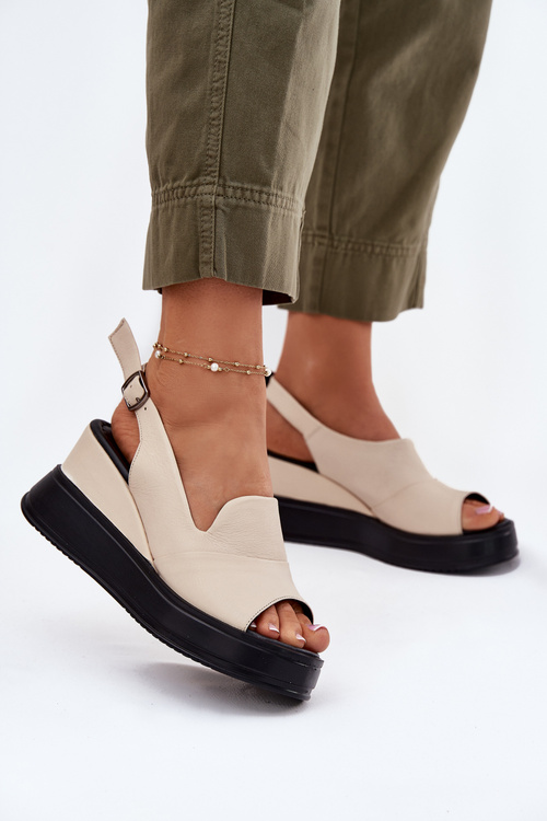 Kožené dámské sandály na klínu Artiker 54C0401 béžové