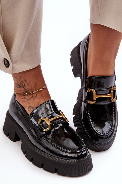 Ženské lakované topánky Loafer s dekoráciou Black Peuria