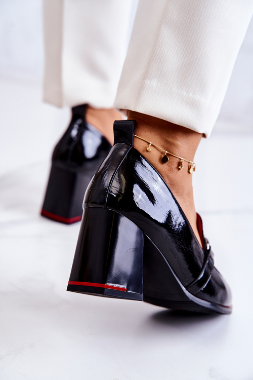 Elegantní lodičky na sloupku Černá Callim