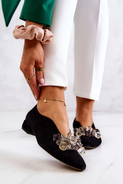 Elegantné semišové topánky s dekoráciou Black McQueen