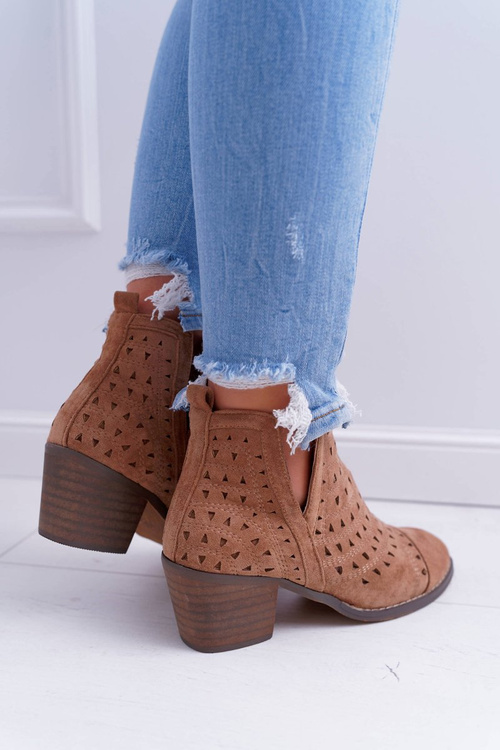 Dámské Ktníkové Boty Na Podpatku Perforované s Výřezy Hnědé Mediolan