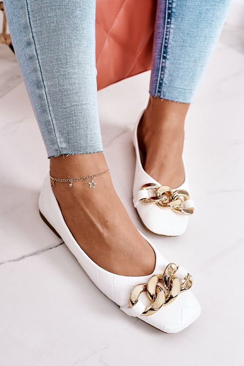 Elegantní Prošívaná Baletka S řetízkem Bílé Coco