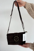 Odstíny hnědé a béžové