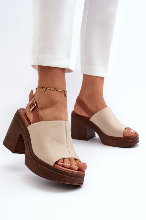 Elegantné dámske sandále z ekokože na opätku béžové Vattima