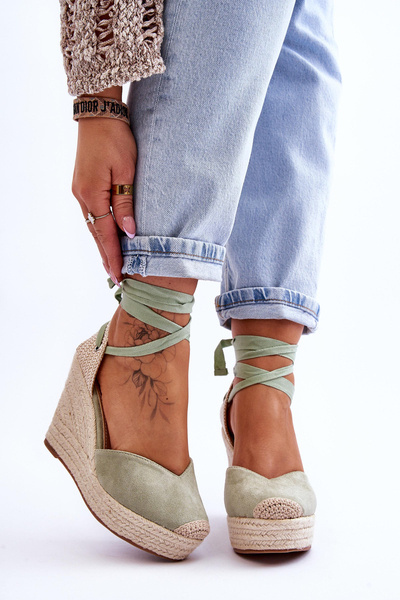 Dámske zviazané sandále na zelených klinách Bethany