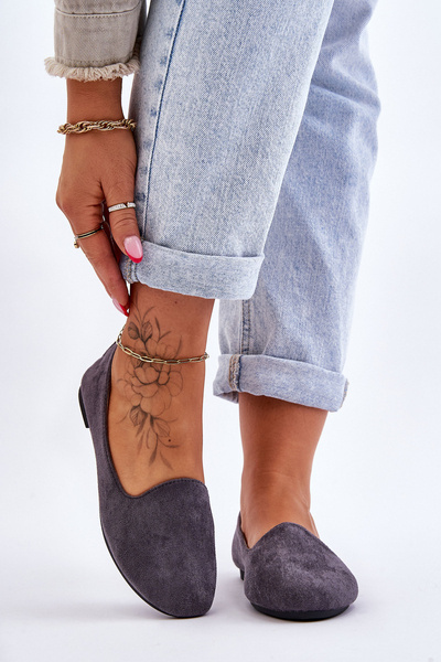 Klasické semišové sivé baleríny