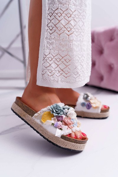 Dámské Nazouváky s Květinami Tlustá Podešev Bílé Amodeo