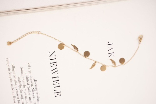 Dámský Náramek Zlatý 7 Přívěsků Křídla Aurora