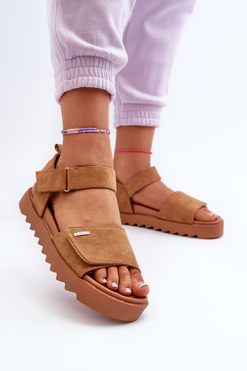 Dámské semišové sandály na platformě Big Star NN274705 Hnědé