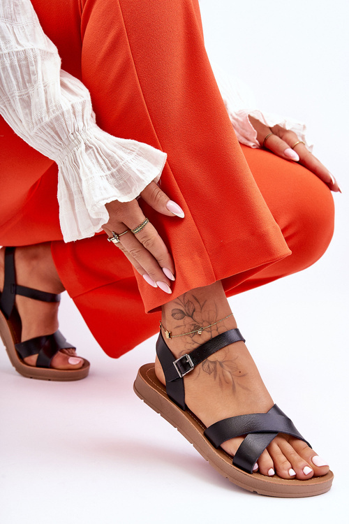 Klasické kožené dámske sandále čierne talisma