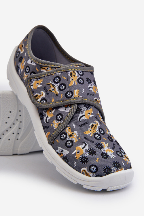 Pohodlné chlapčenské papuče na suchý zips Befado 974Y552 Šedé