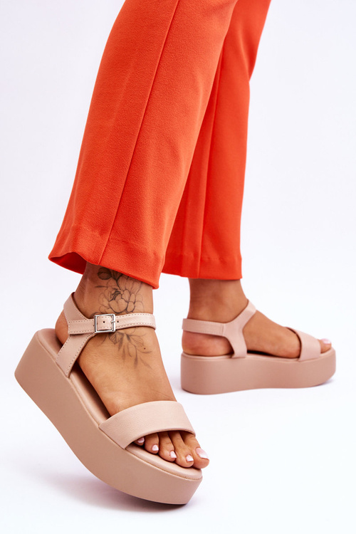 Dámske sandále na masívnej nahej platforme Casen