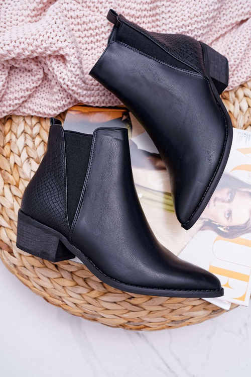 Dámske ploché podpätky v Spitz Black Derme