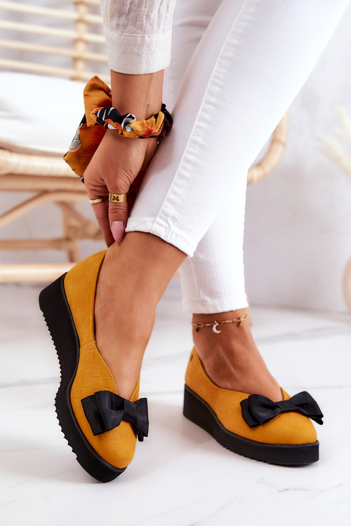 Semišové balerínky na platformě Maciejka 05062-07 Žlutá