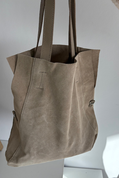 Semišová taška Shopper světle béžová Miraya