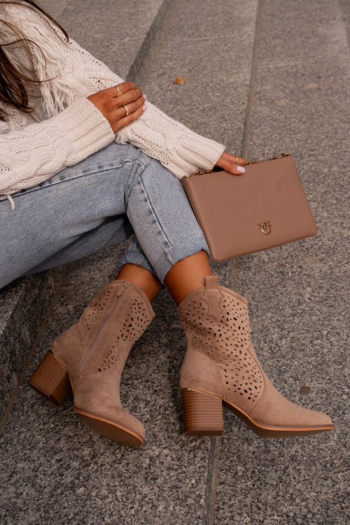 Ažúrové členkové topánky s blokovým opätkom vyrobené z ekokože zips tmavobežové Sevana