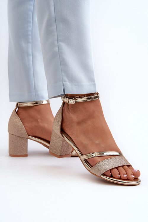 Dámské brokatové sandály na nízkém podpatku zlaté Ploemis