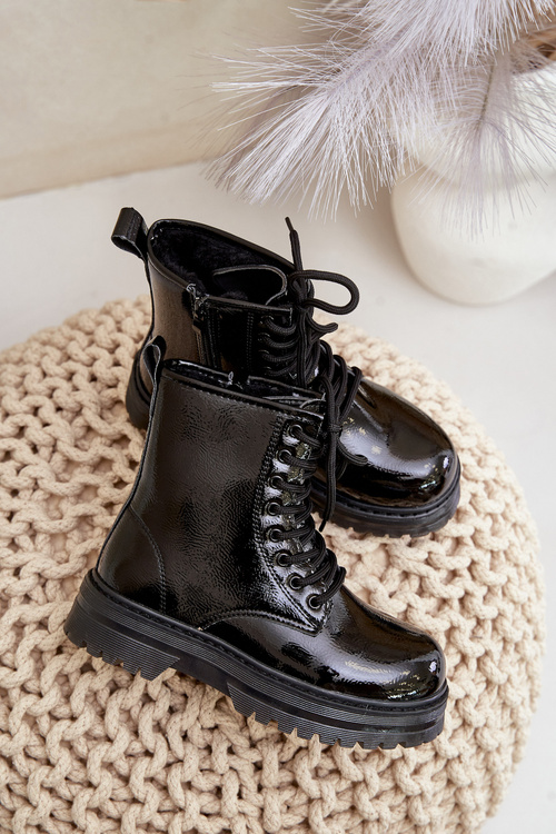 Zateplené dievčenské čižmy lakované na zips čierne Novita