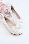 Detské lakované baleríny s bielym zlyovým lukom