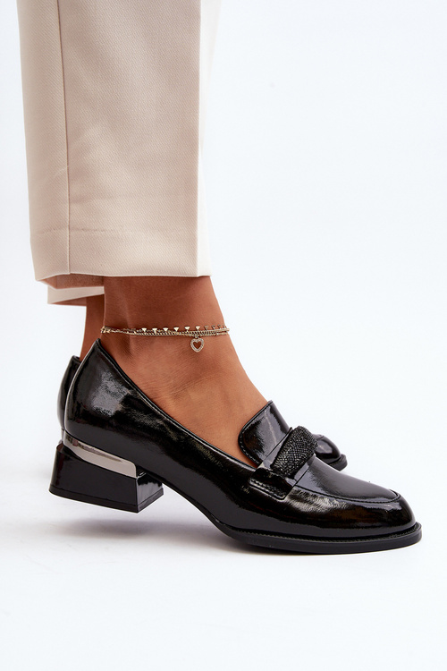 Dámské lakované polobotky na nízkém podpatku béžové Marilni