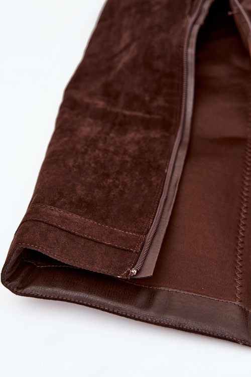 Dámské kozačky na platformě s páskem a stříbrným detailem čokoládové Korivelle