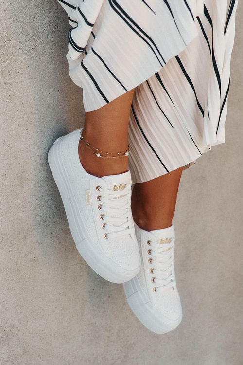 Dámske Tenisky S Čipkou Lee Cooper LCW-25-31-3438L Biele