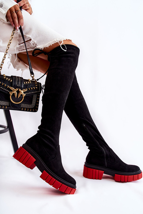 Dámske semišové topánky nad kolennou čiernou a červenou cheerou