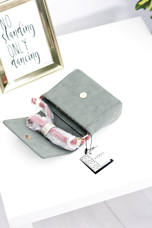 Malá zelená nobo poštávna malá kabelka