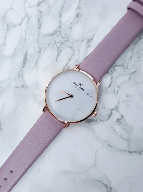 Giorgio a Dario Murio Pine sledujú hodinky