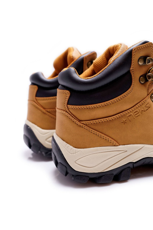 Pánske trekingové topánky izolované jahňacím Jaxom