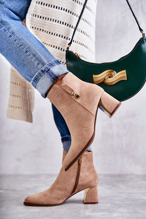 semišové boty na sloupku s ozdobou béžove Erine