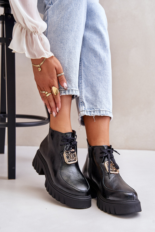 Zazoo 2952 Kožené Čižmy So Zlatou Dekoráciou Čierne