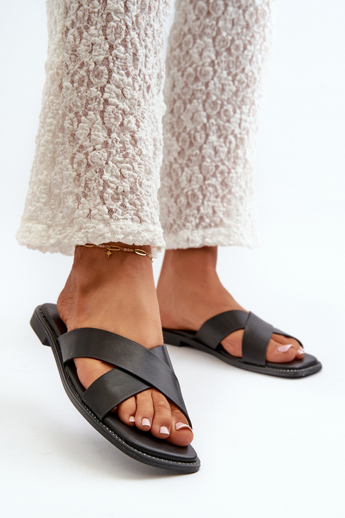 Dámské Sandály Na Ploché Podrážce Z Eko Kůže S.Barski KV27-002 Černé