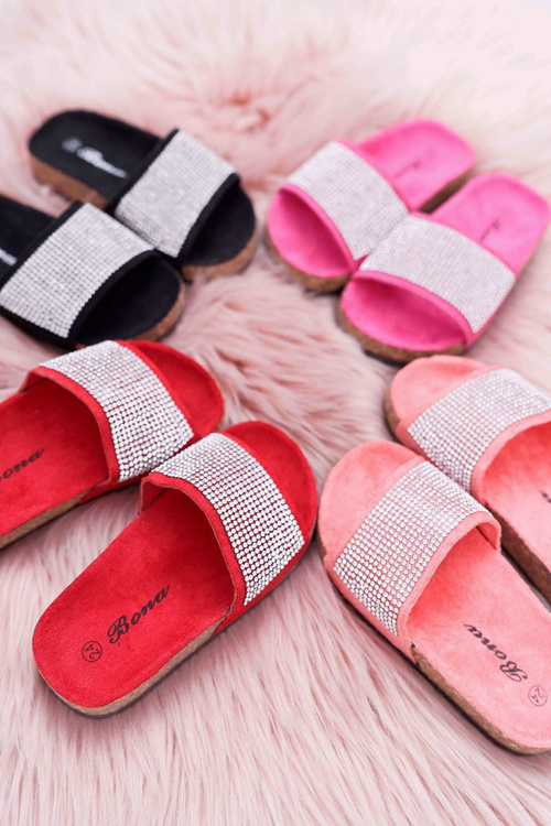 Detské červené flip -flops na kryštáli Maleny