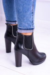 Black Slip -up Boots na príspevku Bernatt