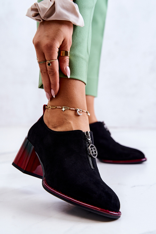 Semišové módne topánky na čiernej a červenej post Lorene