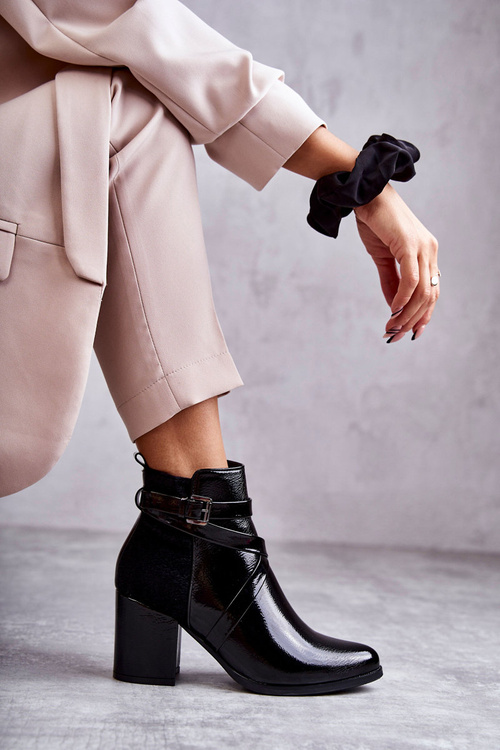 Módne lakované topánky la.fi 260037b-la čierne