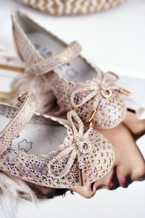 Dětské prolamované baleríny baletky na suchý zip béžové Remtro