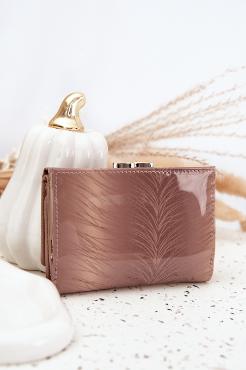 Lakovaný dámský peněženka s drobinky béžová Cermina