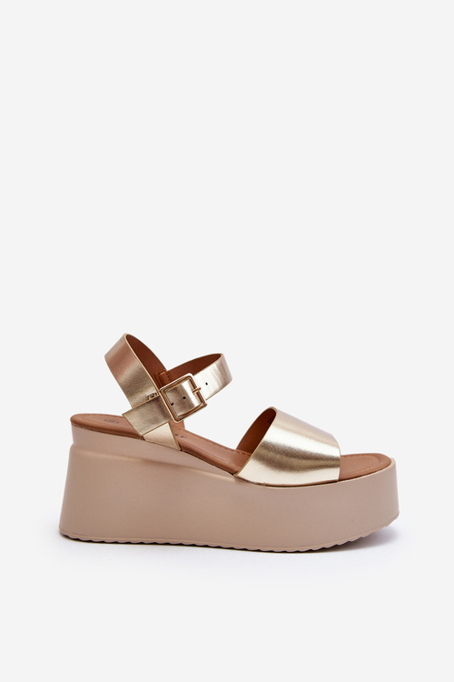 Dámske sandále na klinovom podpätku zlaté Geferia