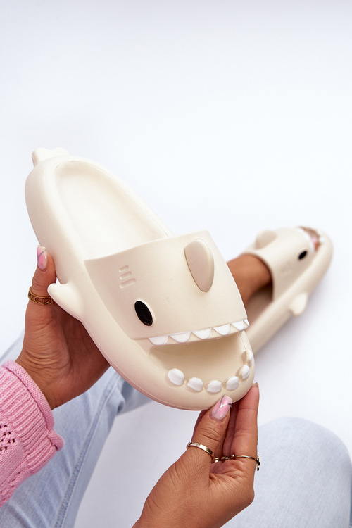 Dámske ľahké peny s motívom žraloka béžové Kasila