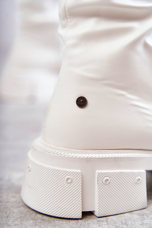 Kožené Boty Přes koleno Na Plochém Podpatku GOE KK2N4022 Bílé