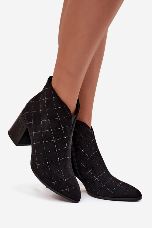 Dámské kotníkové boty na podpatku se zdobením D&A MR52-133 Černé