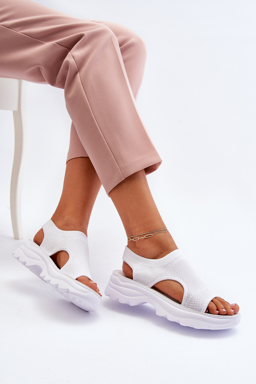 Športové dámske sandále na hrubej podrážke biele Deinaleia